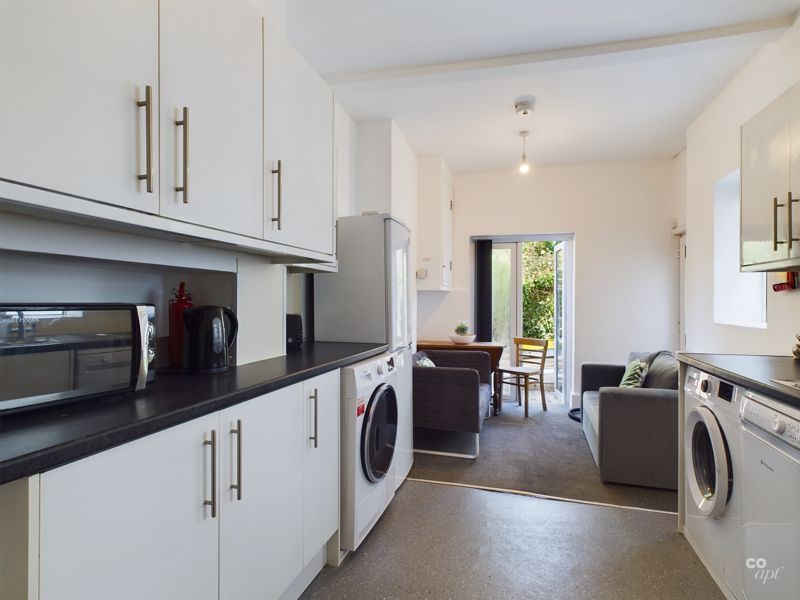 Property photo 1 of 14 Kitchen