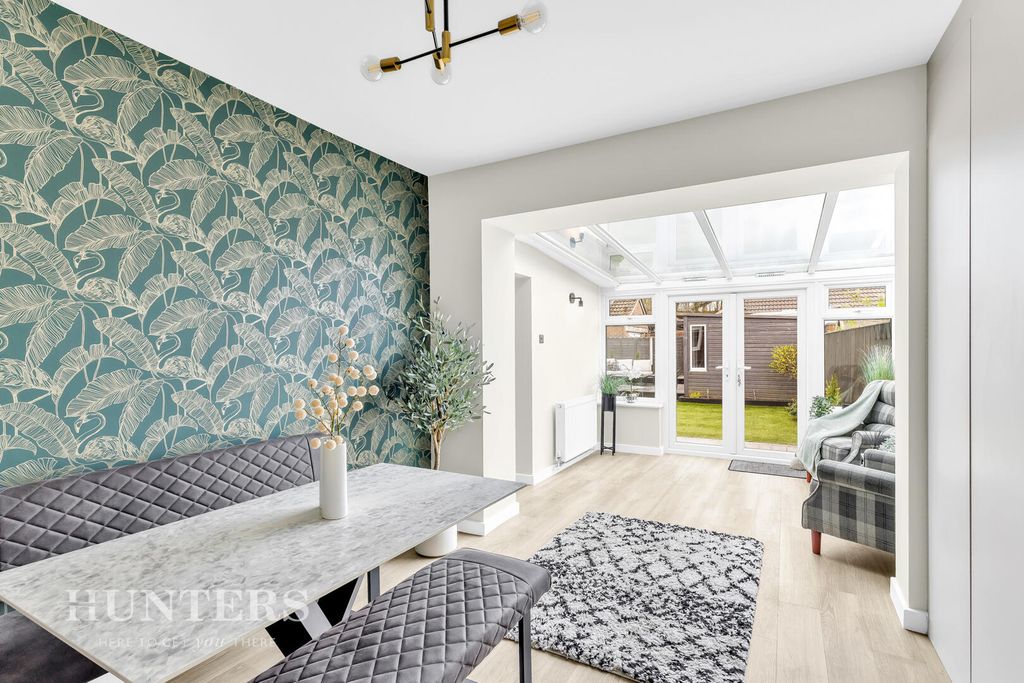 Property photo 3 of 32 Dining Room