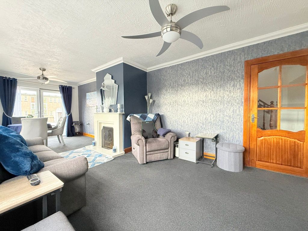 Property photo 3 of 30