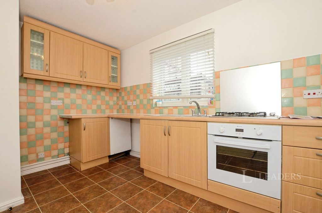 Property photo 2 of 10 Pbox-Img.Jpg
