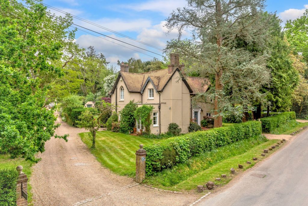 Property photo 1 of 28 Picture No. 01