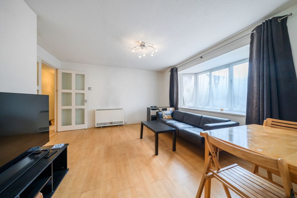 Property photo 3 of 6 1082129 (2)