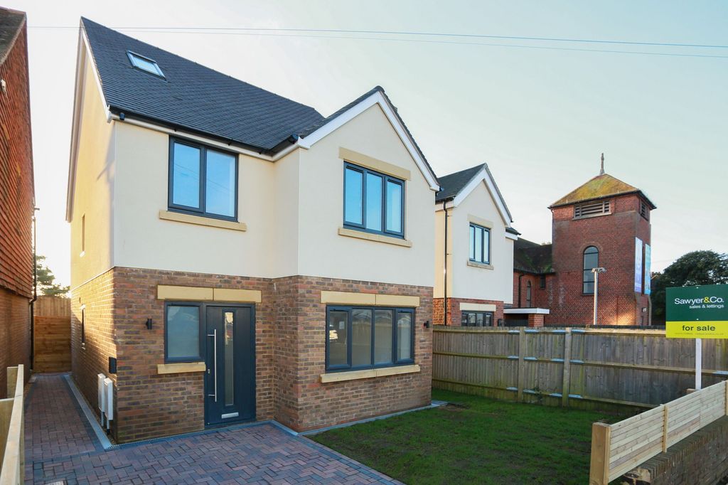 Property photo 1 of 13