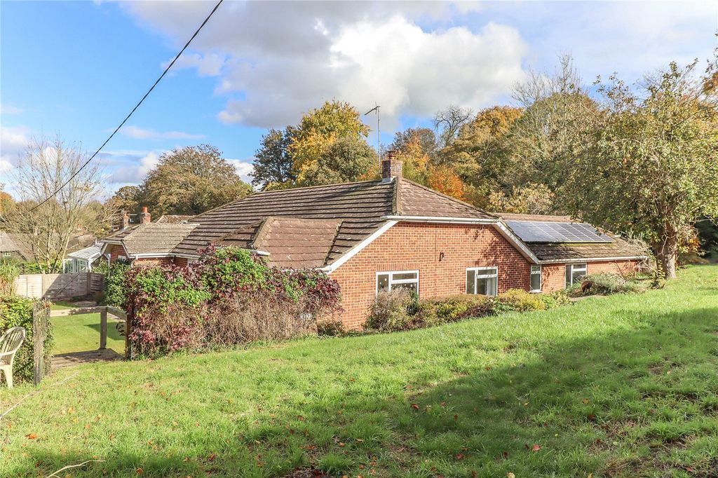 Property photo 1 of 22 Picture No. 28