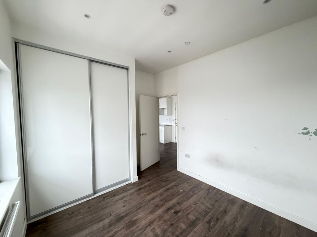 Property photo 2 of 8 Bedroom