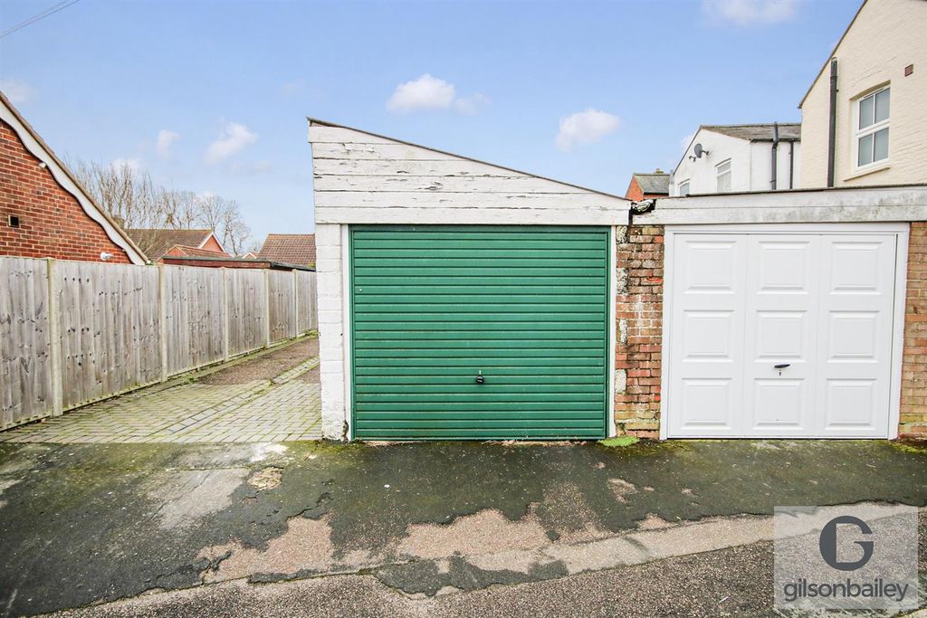 Property photo 3 of 16 2-Img_2292.Jpg