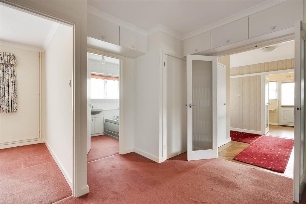 Property photo 3 of 13 Img_8029.Jpg