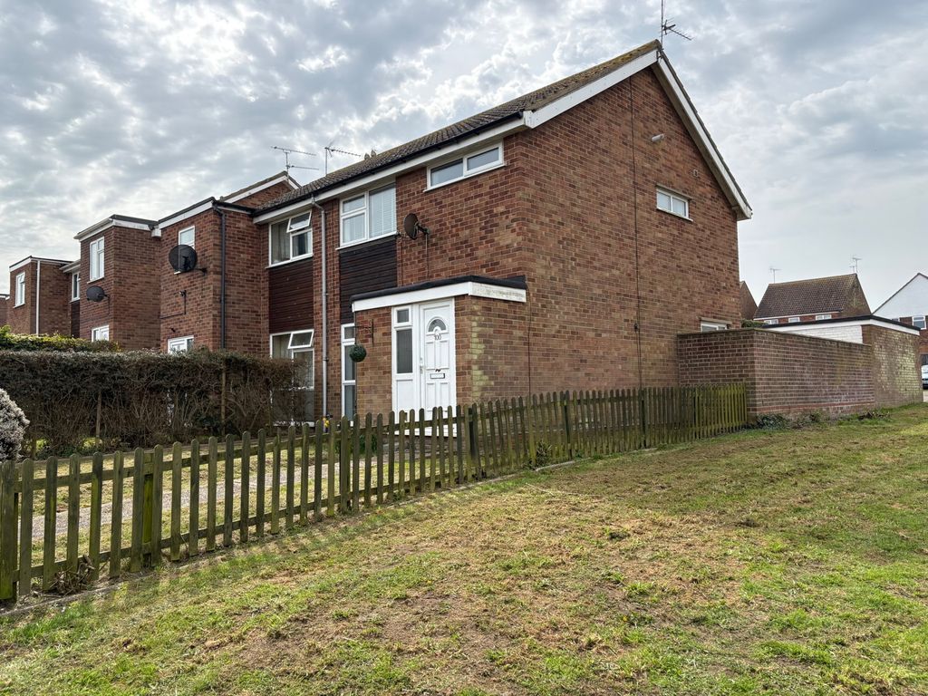 Property photo 2 of 43