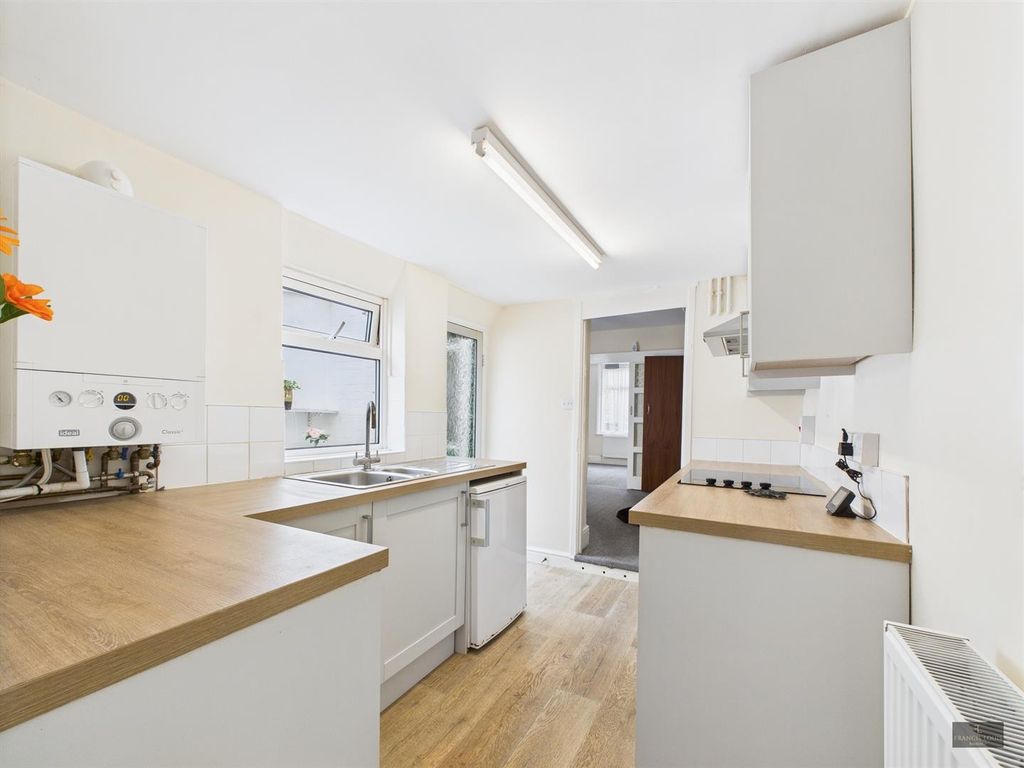 Property photo 2 of 10 Cam02887G0-Pr0491-Still007.Jpg