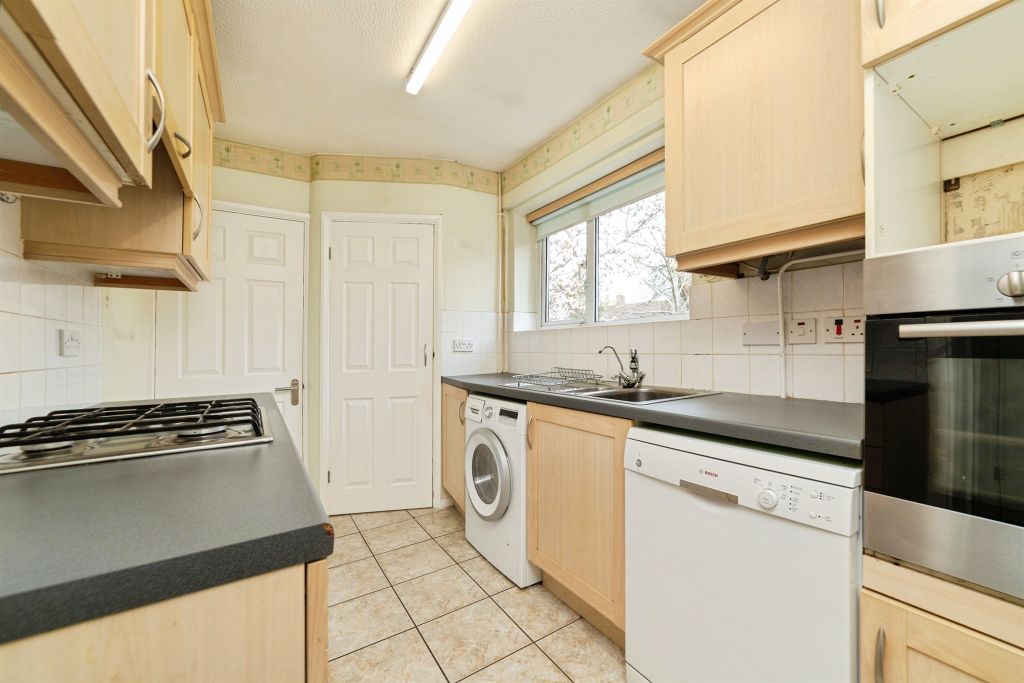 Additional image 5 of 2 bed semi-detached bungalow for saleRedhoods Way West, Letchworth Garden City SG6