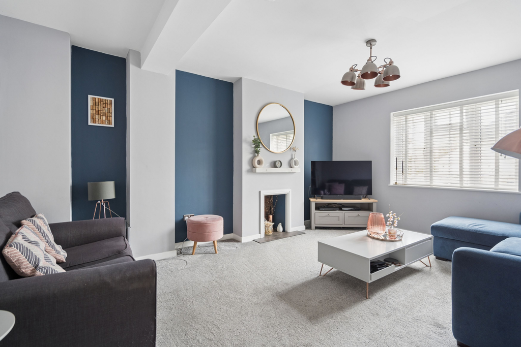 Property photo 2 of 16