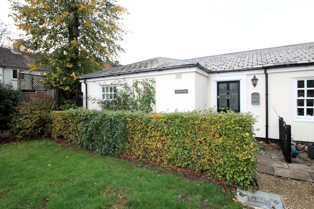 Property photo 1 of 10 The Property