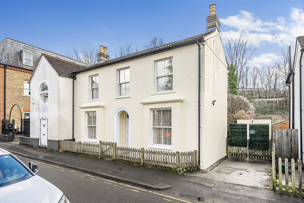 Property photo 1 of 23