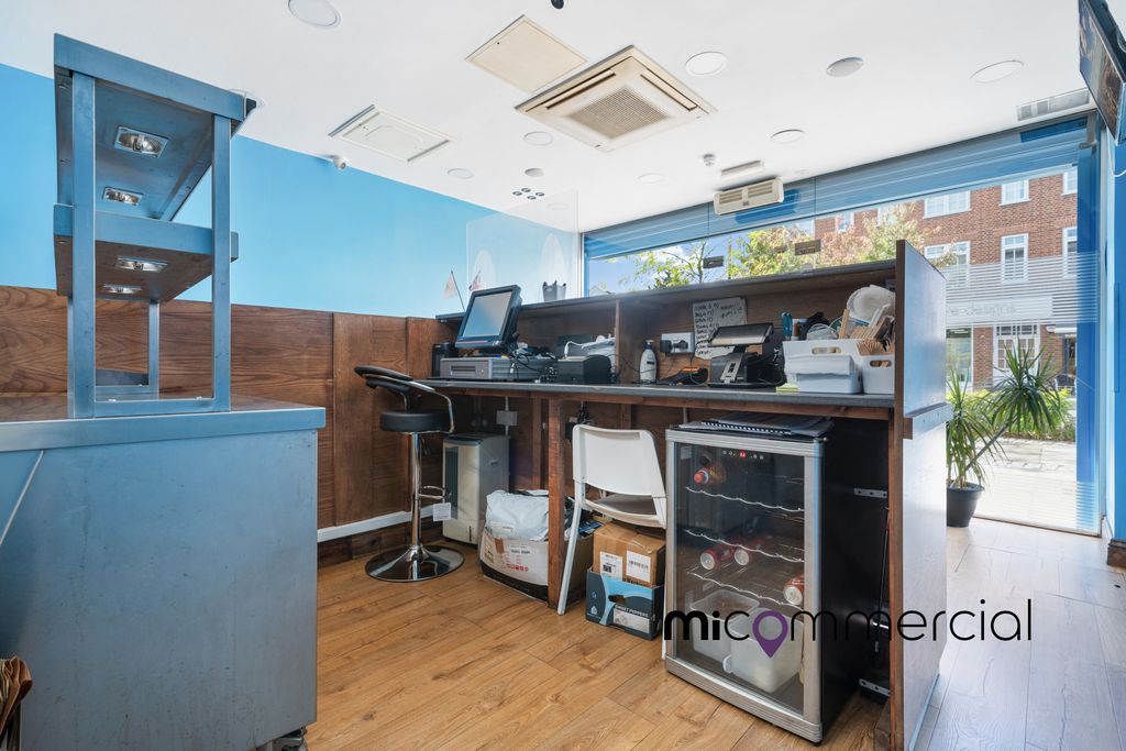 Property photo 3 of 12 7