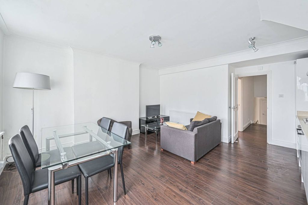 Property photo 1 of 5