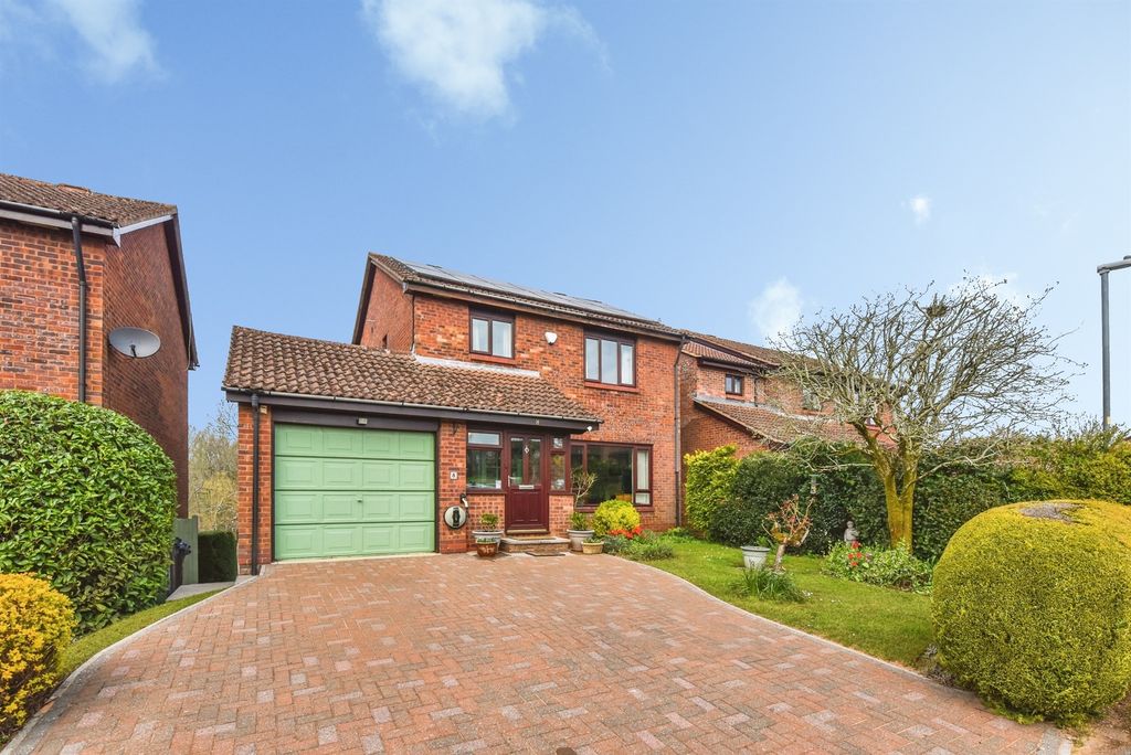 Property photo 1 of 23