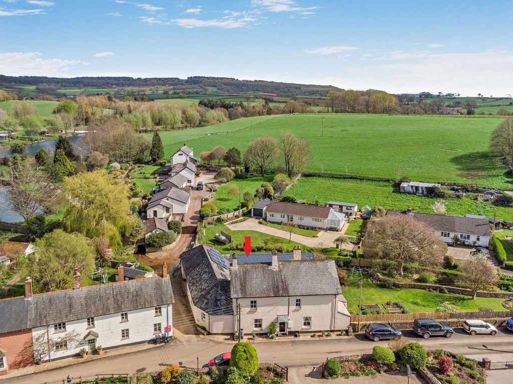 Property photo 2 of 20 Position