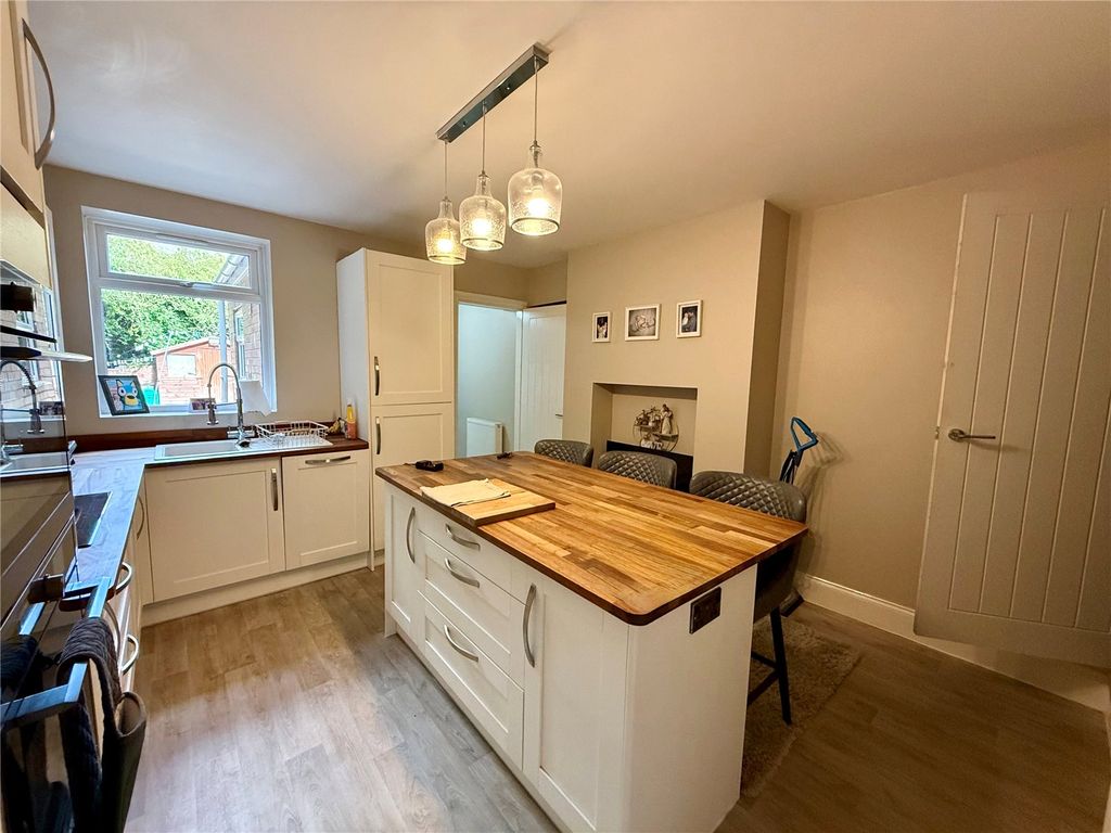 Property photo 2 of 10 Picture No. 09
