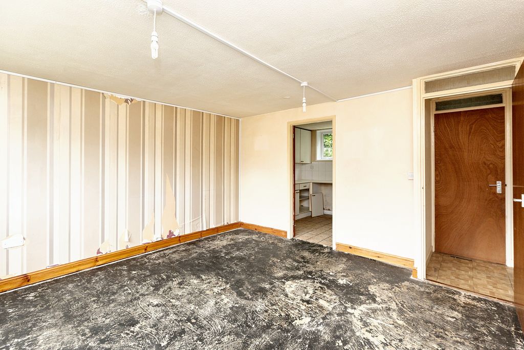 Property photo 3 of 23 46 &amp; 48 Browney Path, Bedford, Bedfordshire, Mk41 7Xh