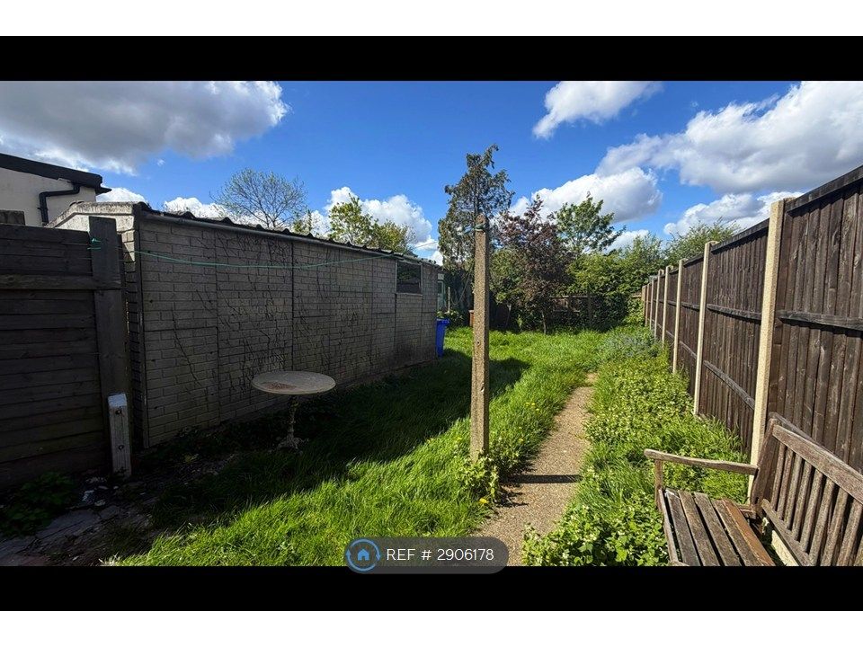 Property photo 2 of 14 Rear Garden