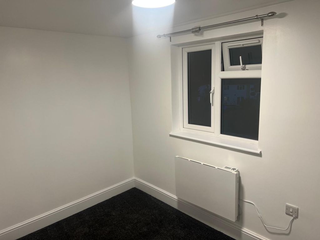 Property photo 3 of 20 Gallery