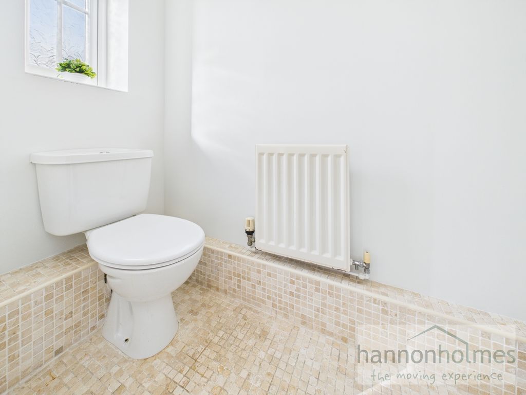 Property photo 2 of 27 Cam05283G0-Pr0030-Still001