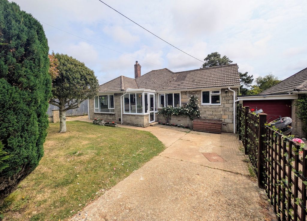 Property photo 1 of 30