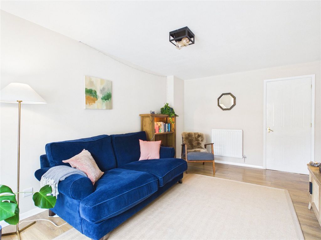 Property photo 2 of 41 Picture No. 57