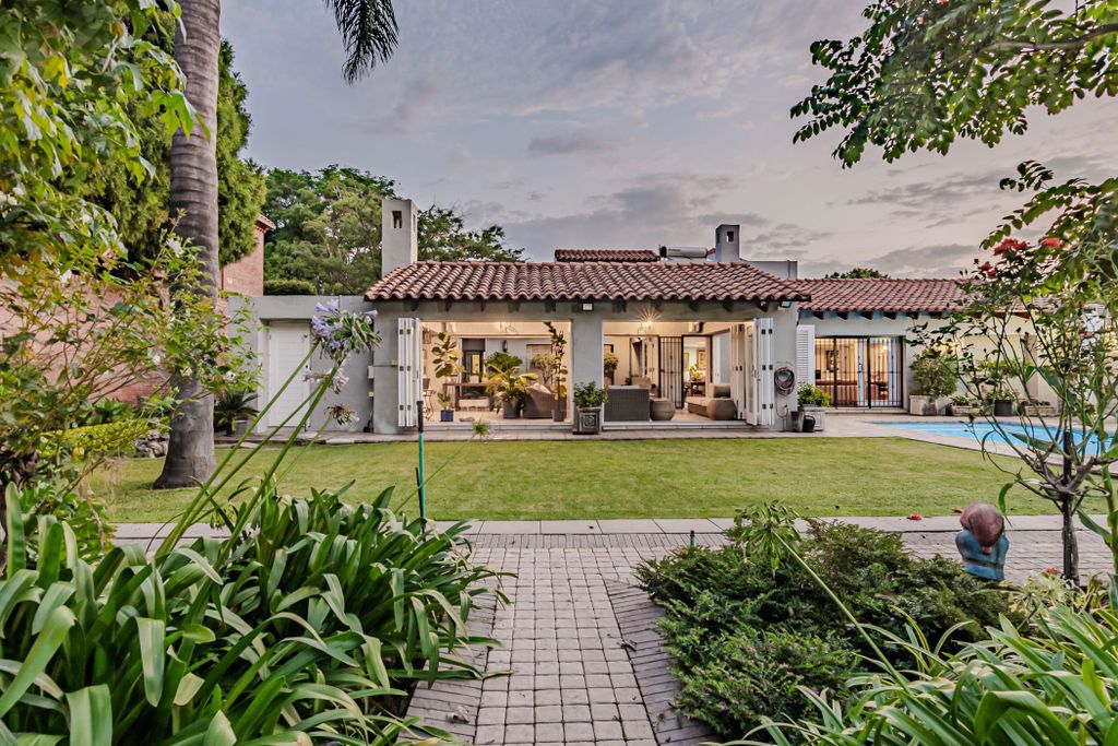 Property photo 3 of 75 Pt1728783