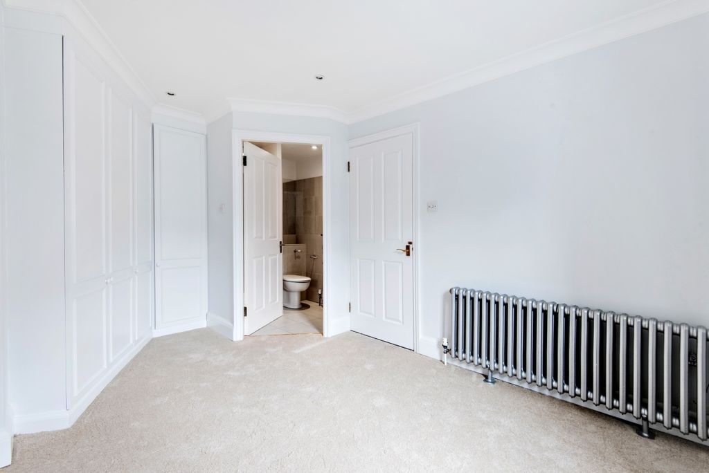 Property photo 2 of 6 299373 (7)