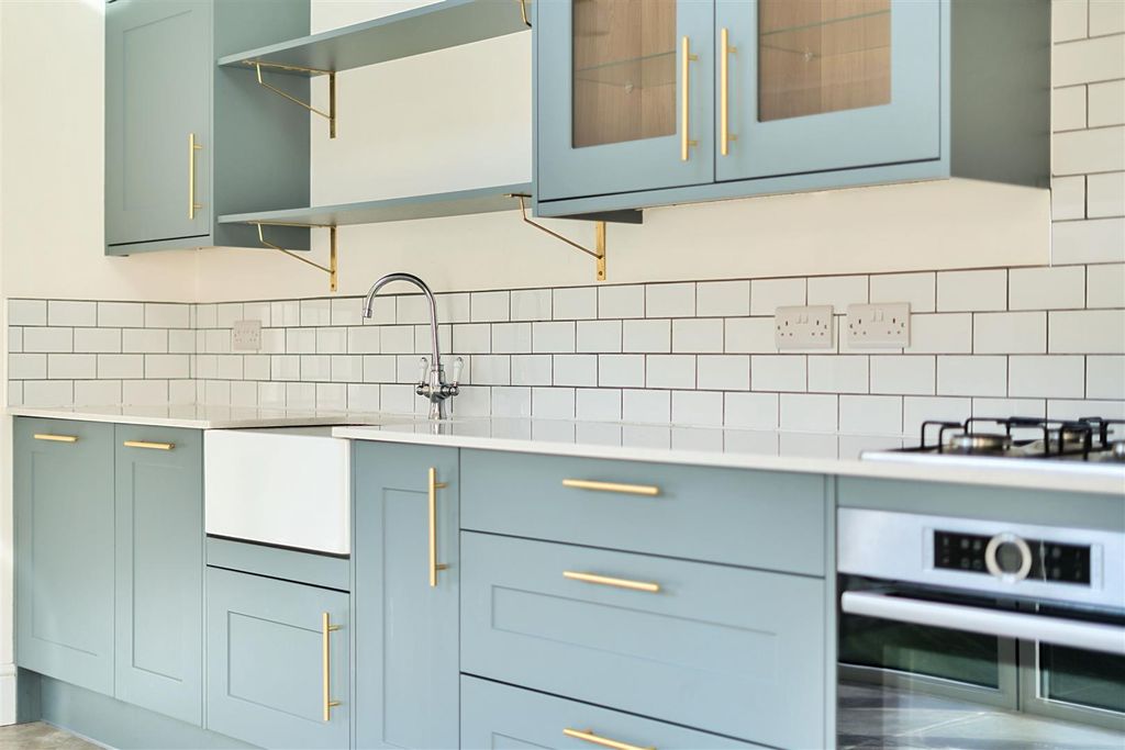 Property photo 3 of 16 Lifestyle (2).Jpg