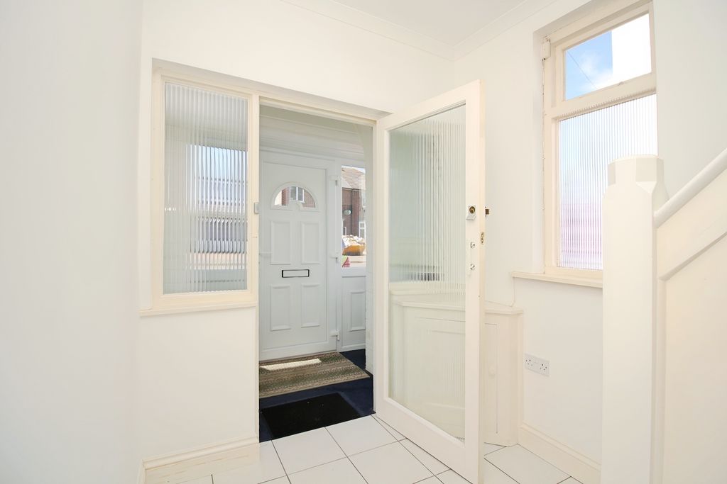 Property photo 3 of 25