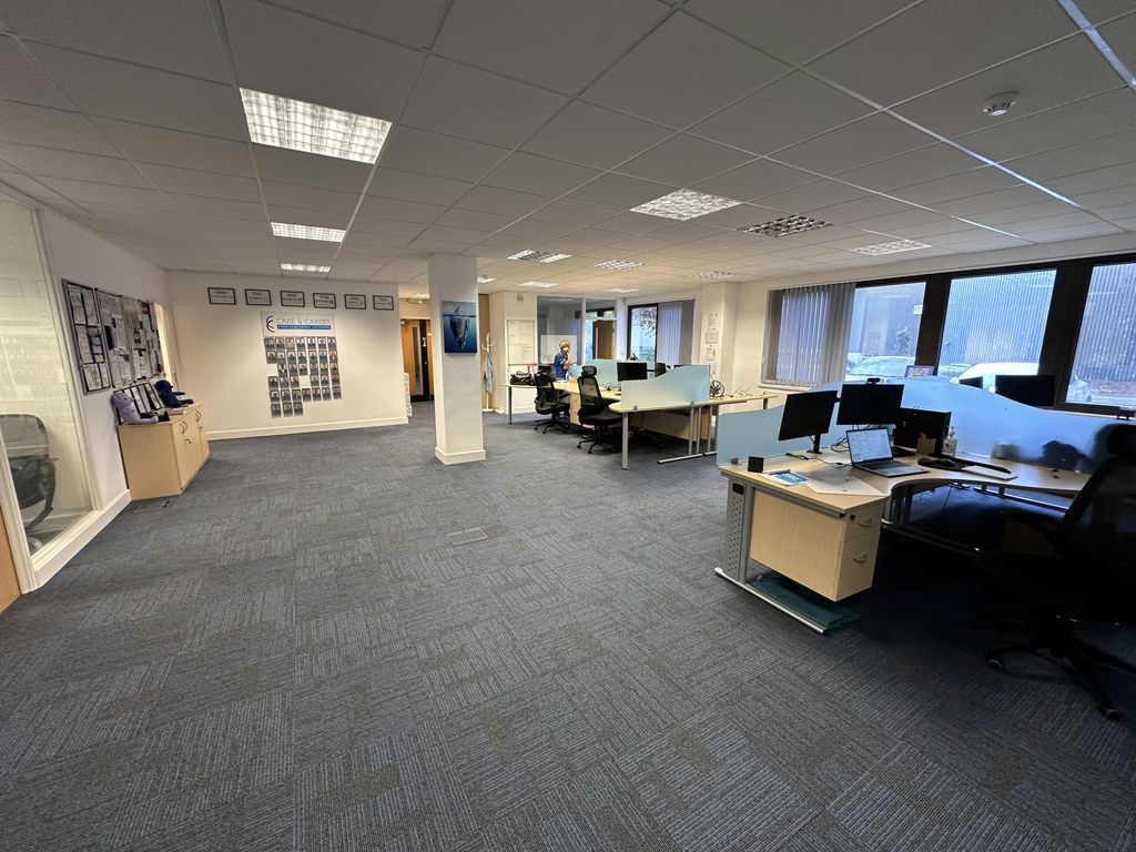 Property photo 3 of 8 Img_8793.Jpeg