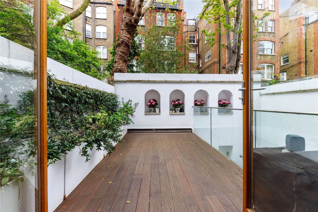 Property photo 1 of 23 Terrace