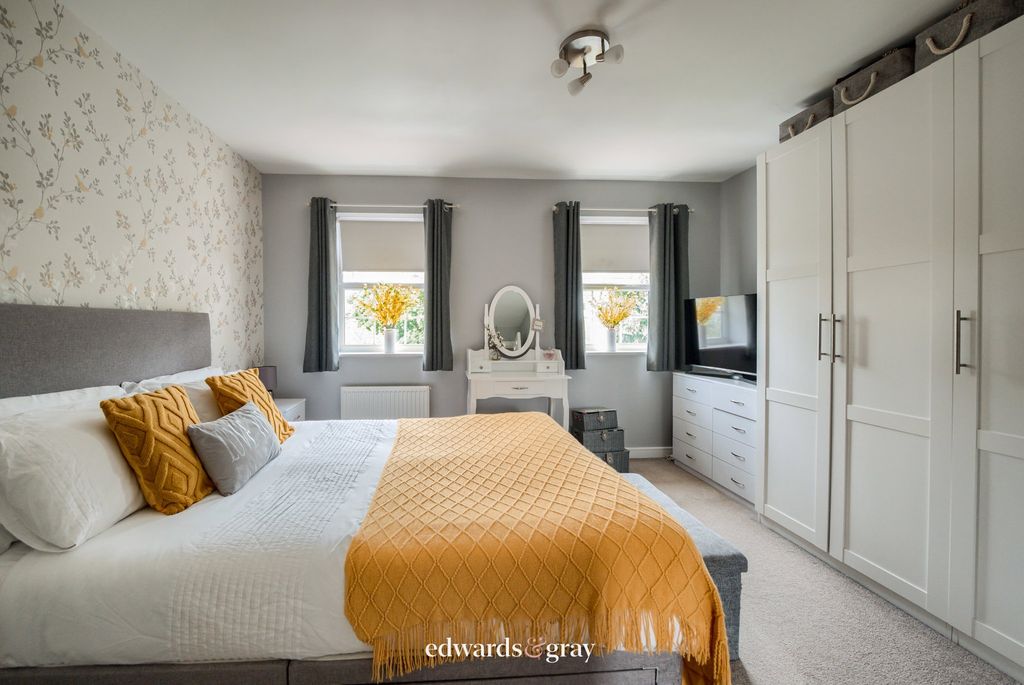 Property photo 3 of 19