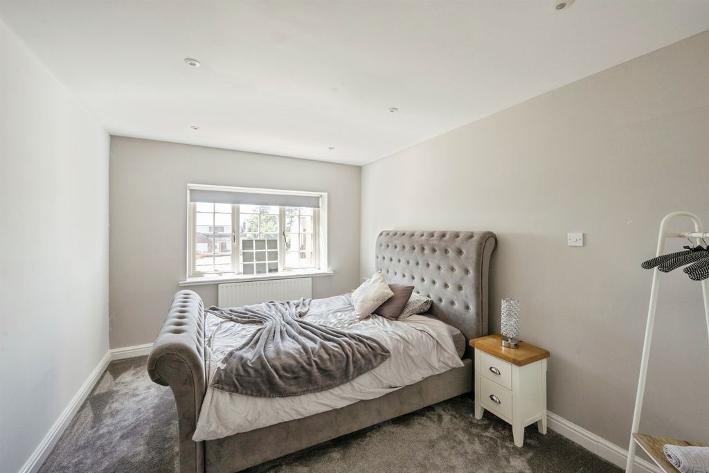 Additional image 15 of 6 bed detached house for saleBrigg Road, Messingham, Scunthorpe DN17