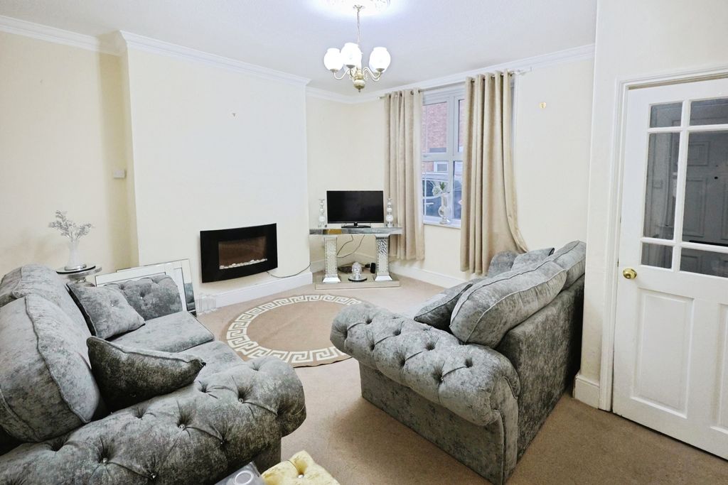 Property photo 2 of 7 Pbox-Img.Jpg