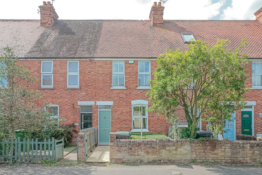 Property photo 1 of 20