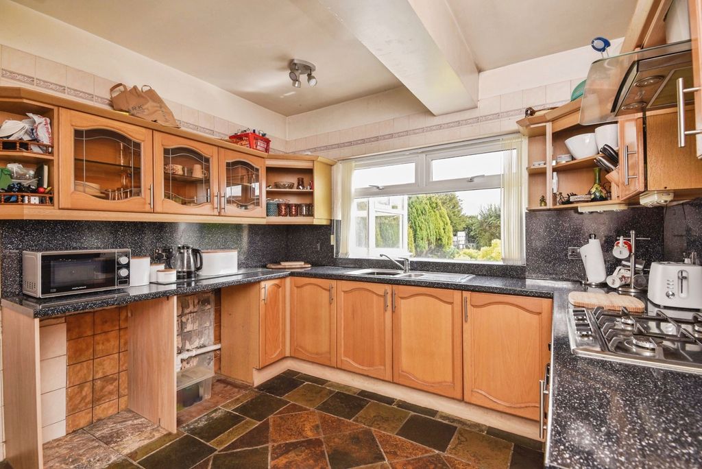 Property photo 3 of 19 Pbox-Img.Jpg