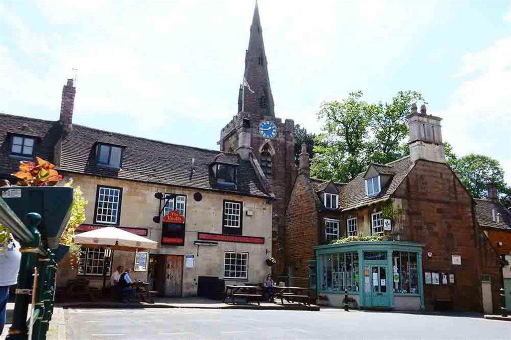 Property photo 1 of 1