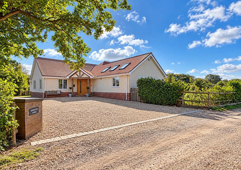 Property photo 1 of 35 Ae0251Fe-72B2-4981-969F-9Df677F611B1.Png