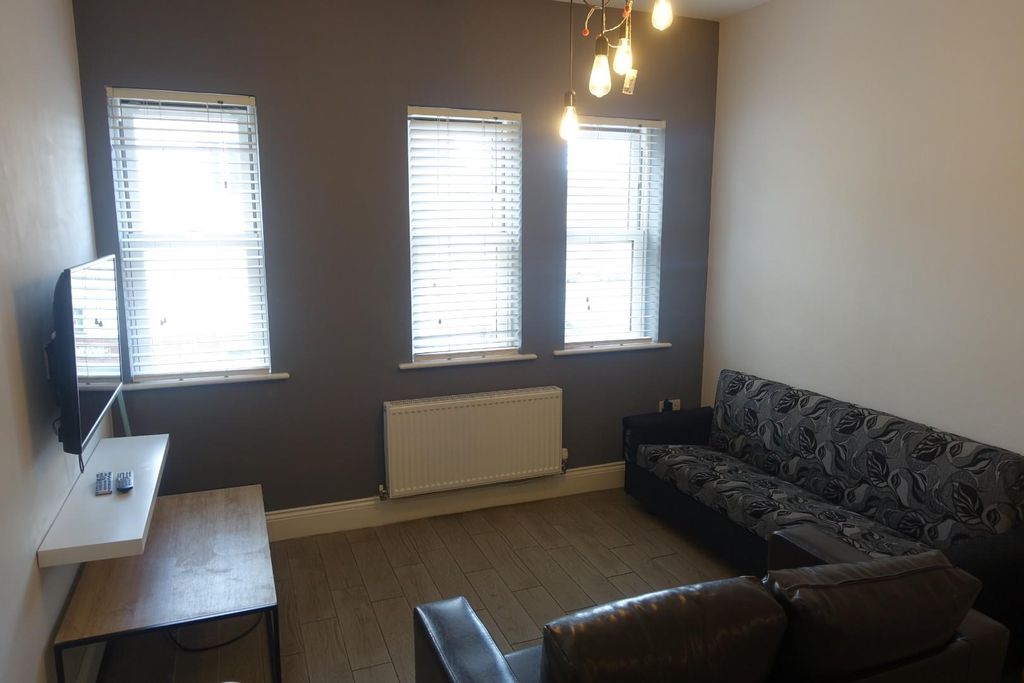 Property photo 3 of 8 Dsc06067.Jpg