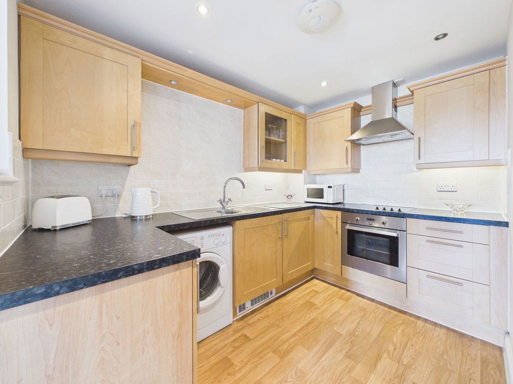 Property photo 3 of 8