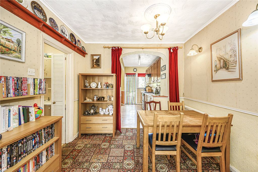 Property photo 3 of 16 Reception/Diner