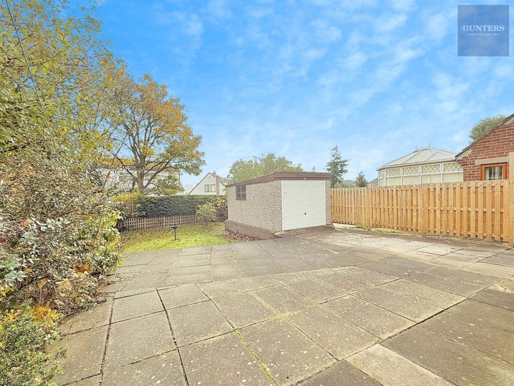 Property photo 3 of 19 Garden