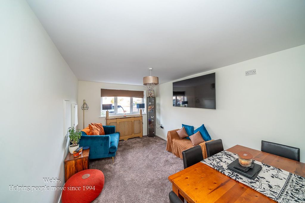 Property photo 3 of 29 Dining Room