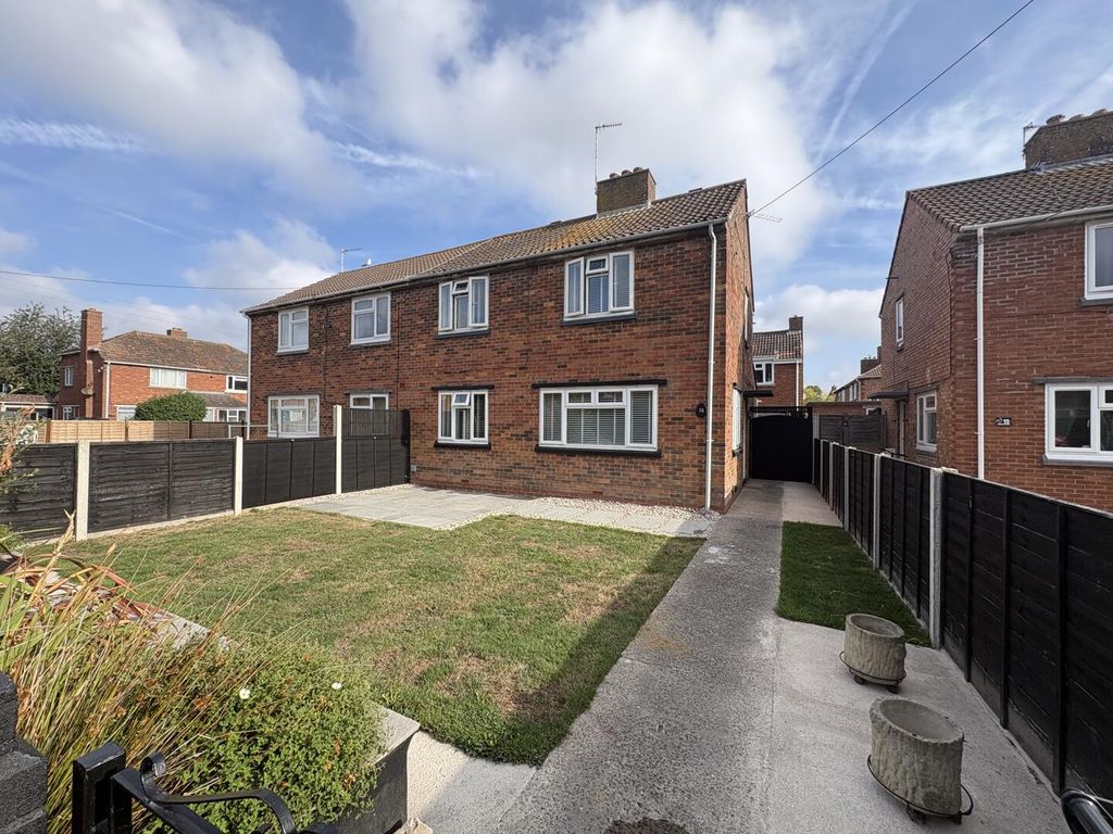 Property photo 1 of 18 Rear Garden