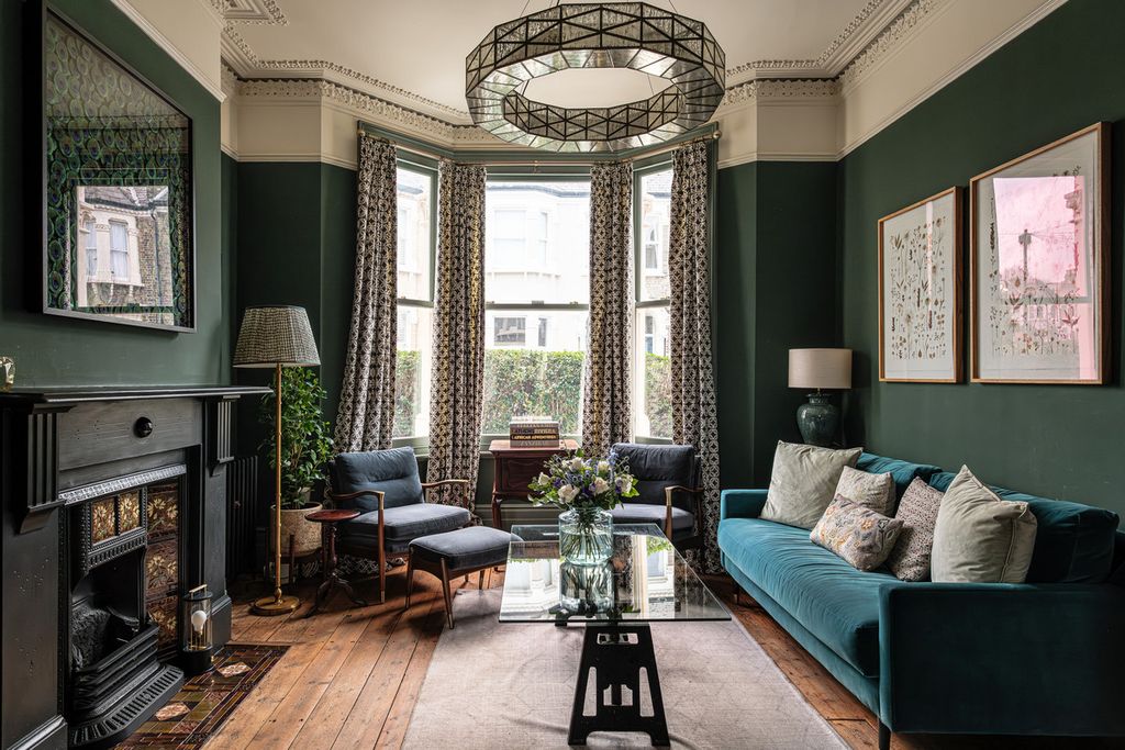 Property photo 2 of 35