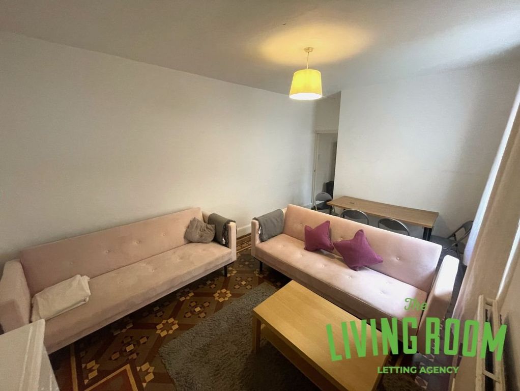 Property photo 1 of 10 1