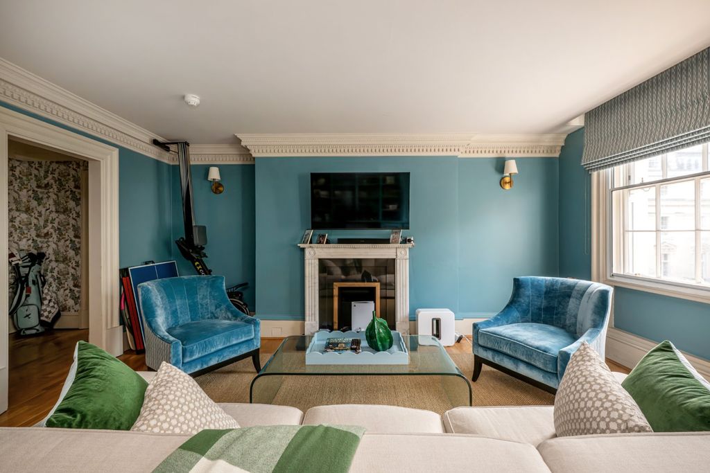 Property photo 3 of 21 Picture No. 07